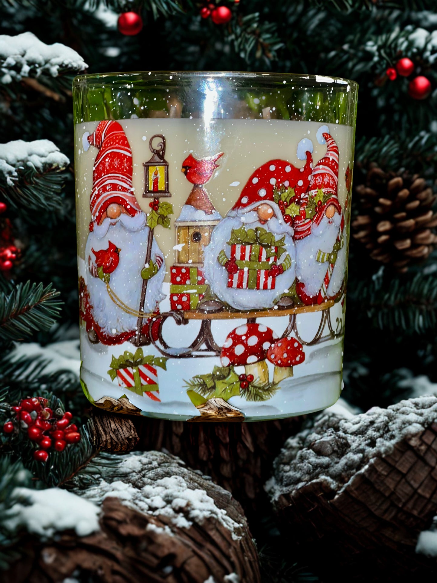 Santa’s Galore Christmas Candle Scent Gingerbread Large