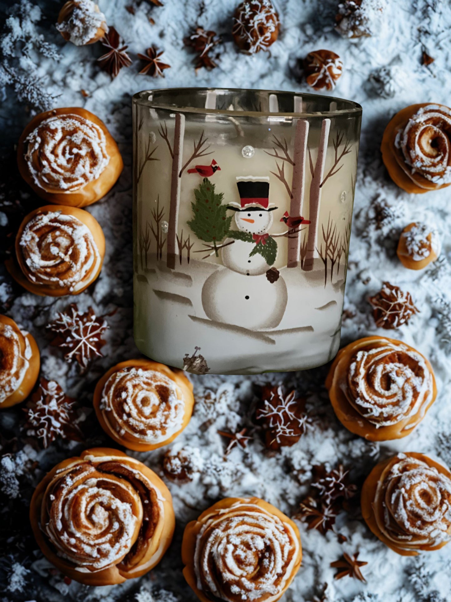 Cinnamon Buns Scented Snowman Christmas Candle Sml